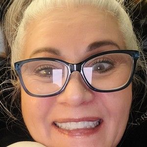 Meet your Posher, Ingrid